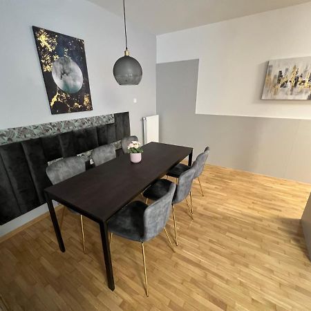 K9B2/5 Appartamento Budapest Esterno foto